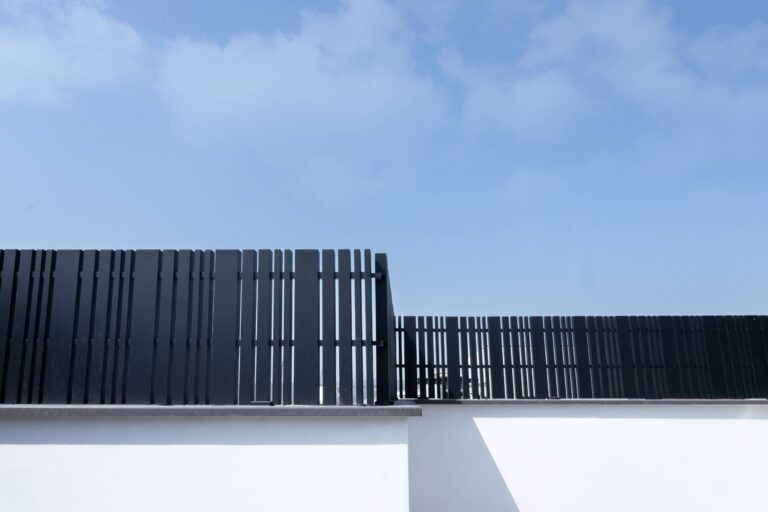 גדר אלטו שחורה