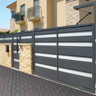 משולבי זכוכית