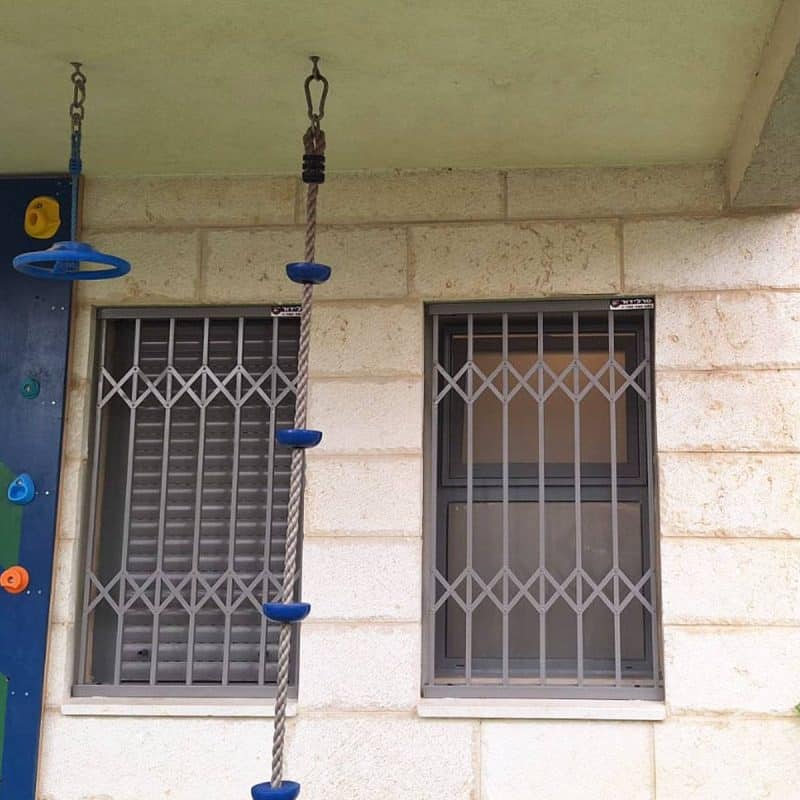 סורגים