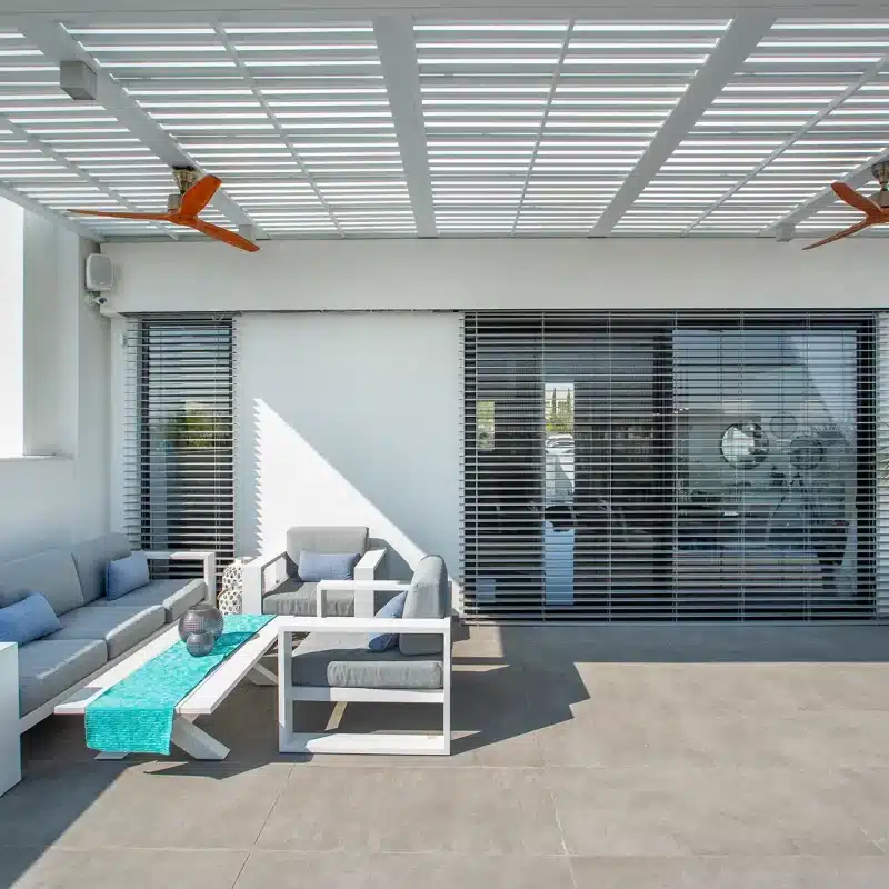 פרגולה רפפות צבע לבן