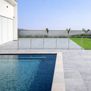 ‘Lior’ Railing Series – Between Rails