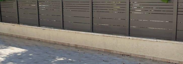 גדרות לגינה – כך תהפכו את החצר שלכם לממלכה פרטית ובטוחה