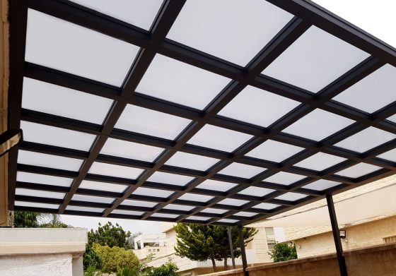 פרגולה מדגם קוביות פתוחה