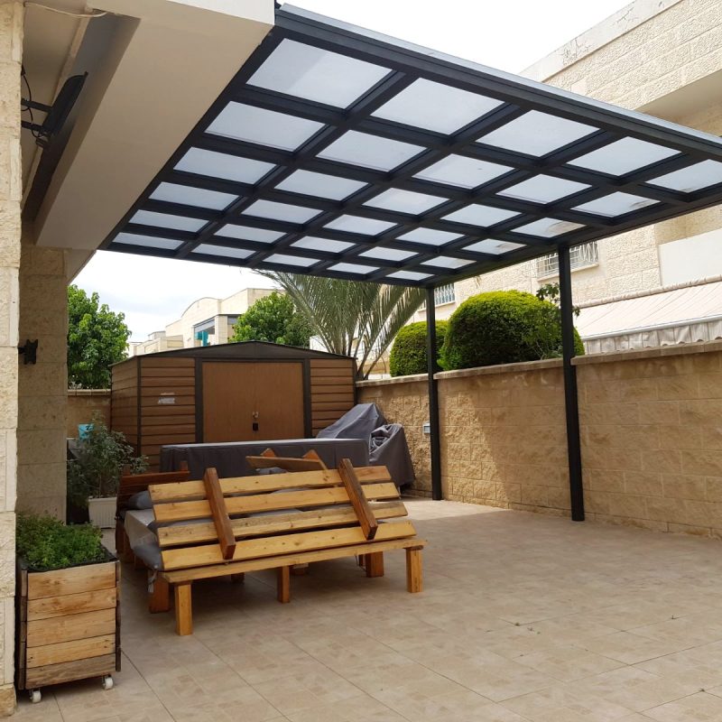 פרגולה קוביות פתוחה