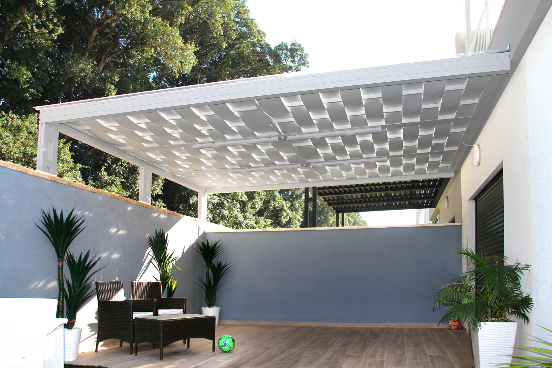 פרגולה דגם גלי