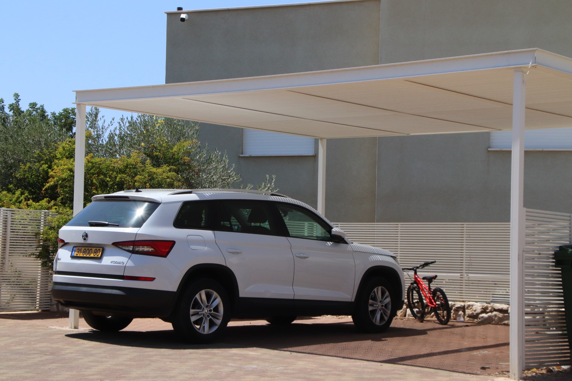 פרגולת אלומיניום מפרופילים