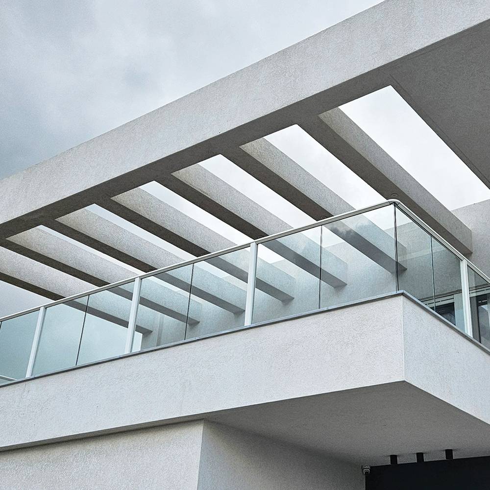 מעקה דגם אודי