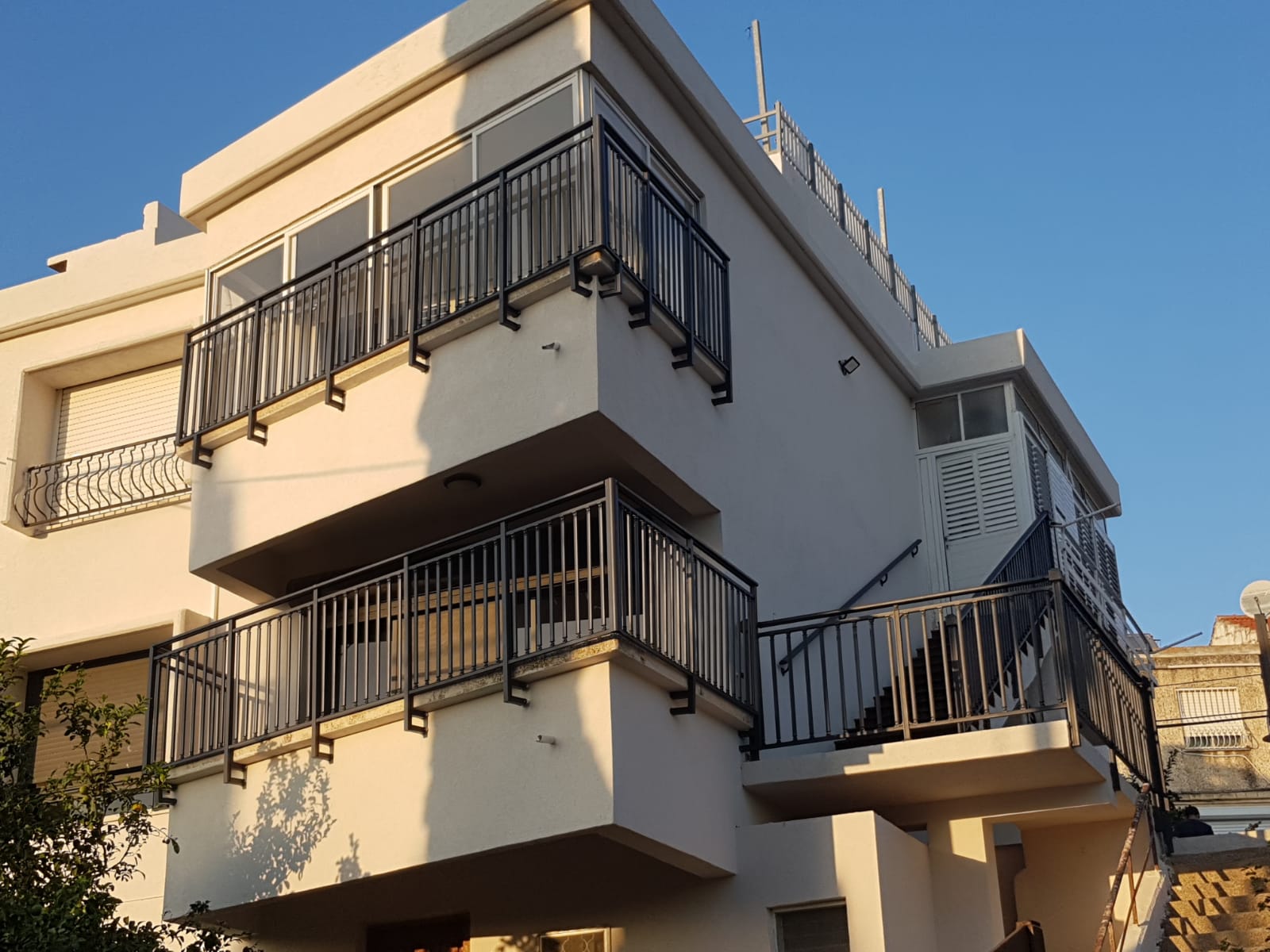 Zues Railing “Zuk” Railing Series - טרלידור