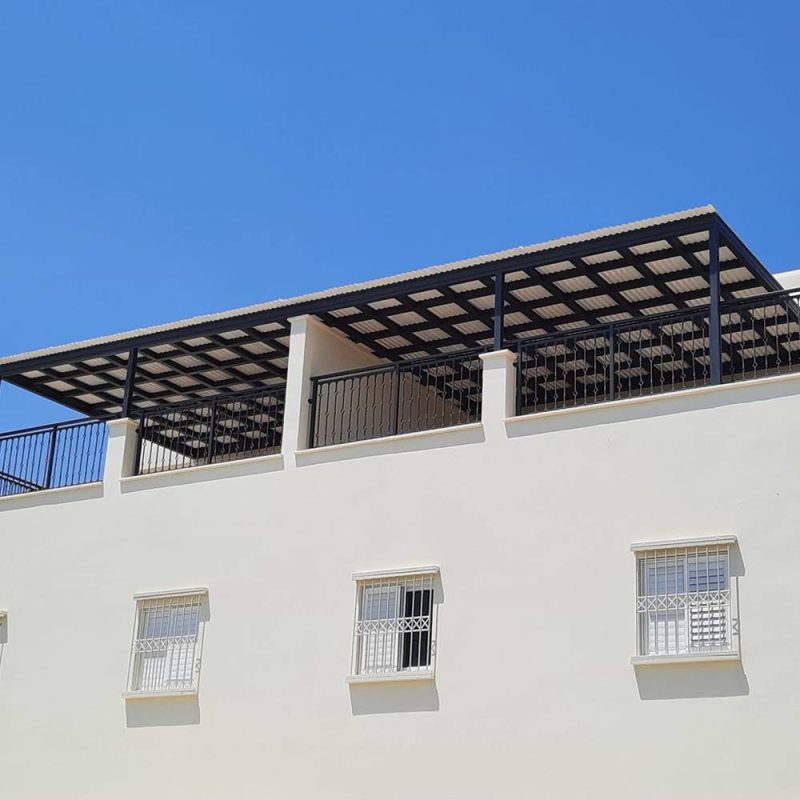 פרגולת קוביות פתוחה