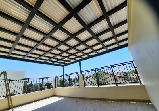 פרגולת הצללה למרפסת