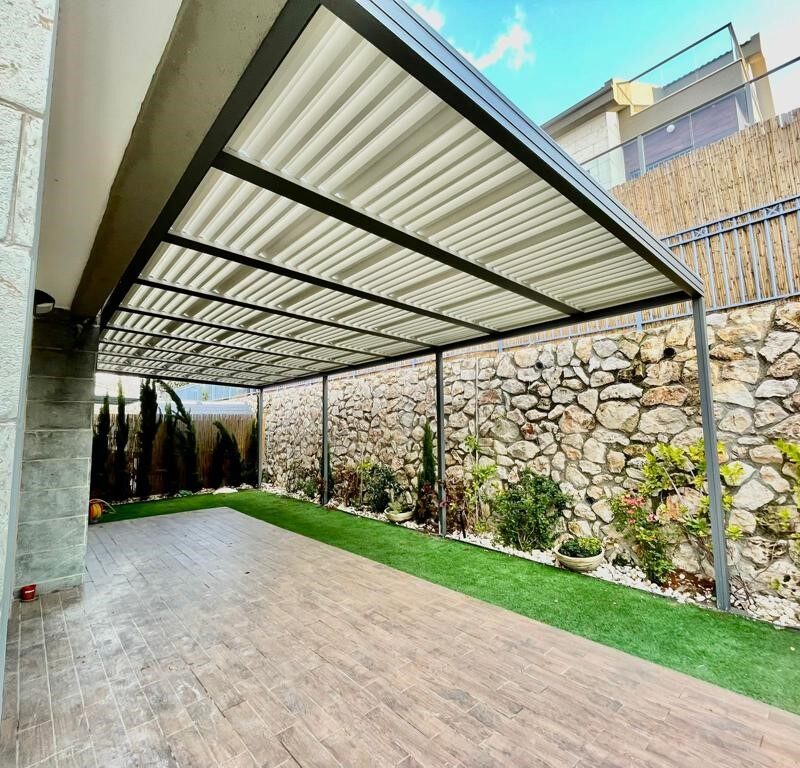 פרגולת הצללה מאלומיניום