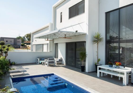 פרגולת הצללה למרפסת