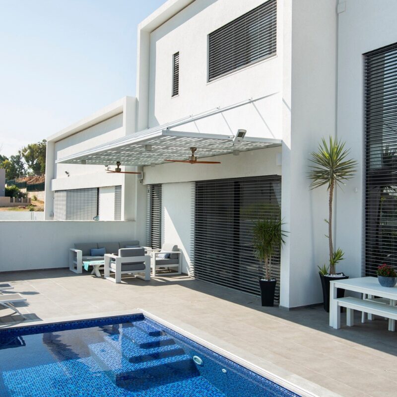 פרגולת הצללה למרפסת