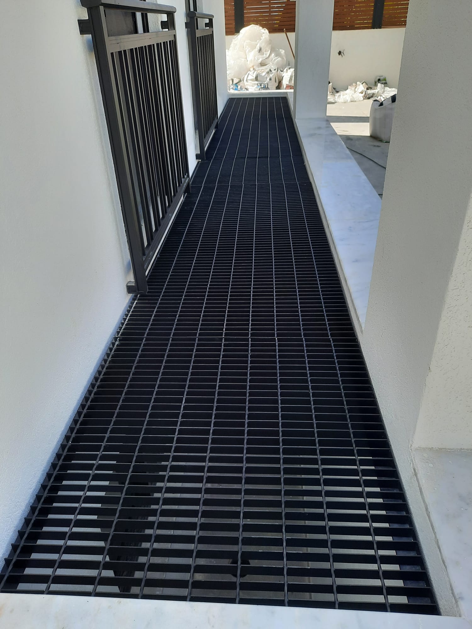 חצר אנגלית דגם קלאסי