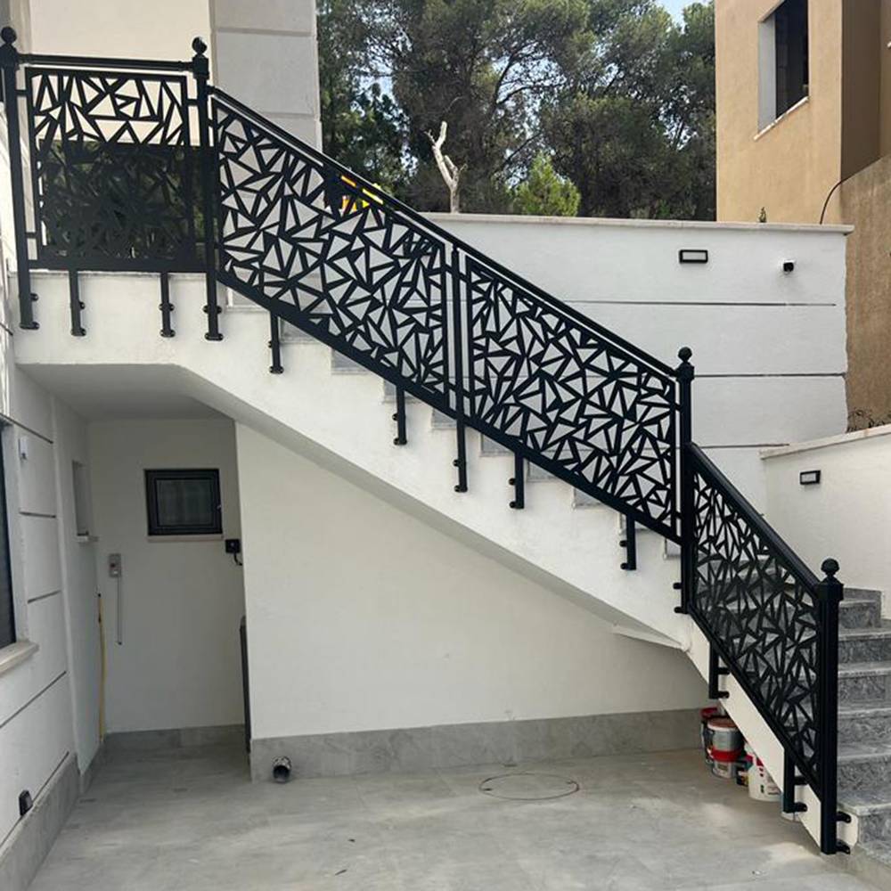 מעקה דגם חיתוך לייזר