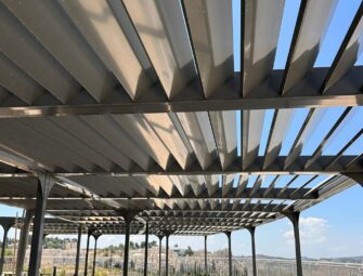 פרגולות אלומיניום של חברת טרלידור – פתרונות הצללה איכותיים שילוו אתכם שנים