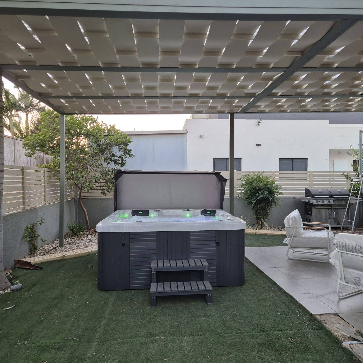 פרגולה דגם גלי