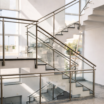 The Lior Model – Between the Rails