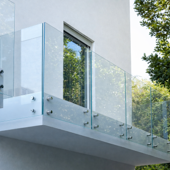 מעקה רומי – מנטים