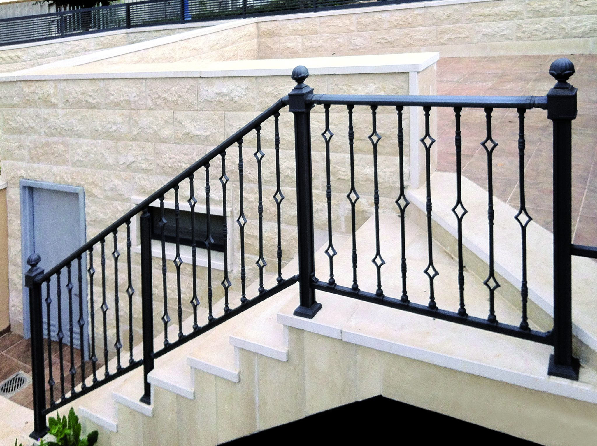 מעקה דגם אלפלקס