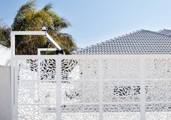 שער חשמלי בחיתוך לייזר