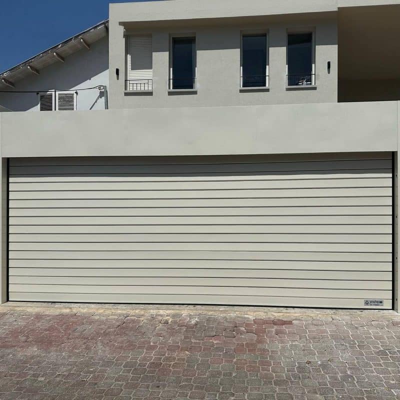 תריס גלילה לחניה