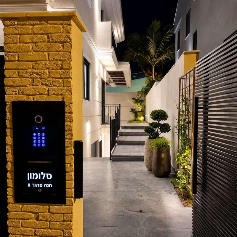אינטרקום לכניסה לבית